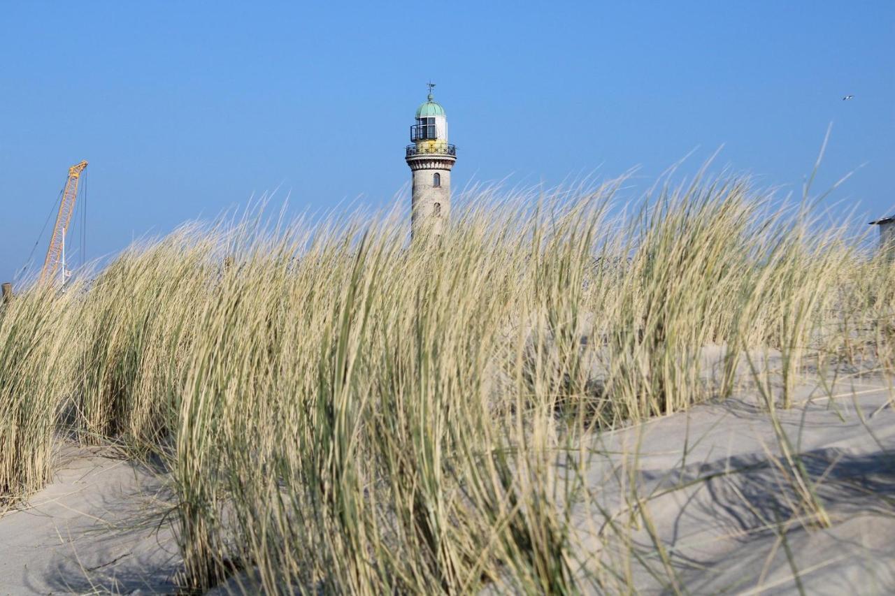 Ferienhaeuschen Kuestenwald Bei Warnemuende, Eigener Garten, Terrasse Mit Strandkorb, 400M Zum Strand Diedrichshagen  Buitenkant foto